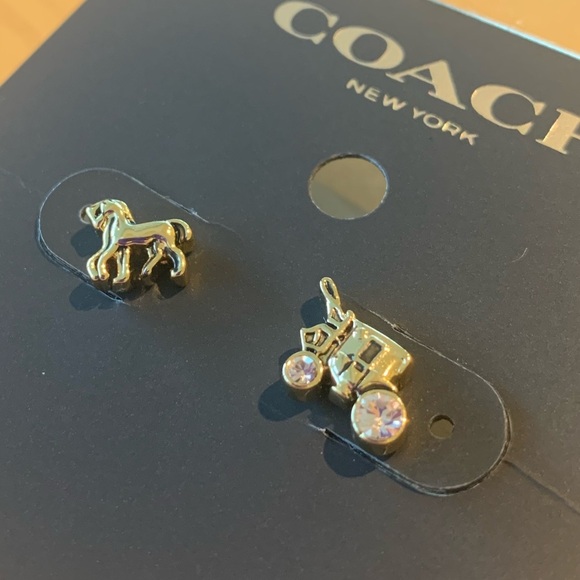 Coach Pave Horse And Carriage Stud Earrings - Gold Plated - NWT - Picture 3 of 6